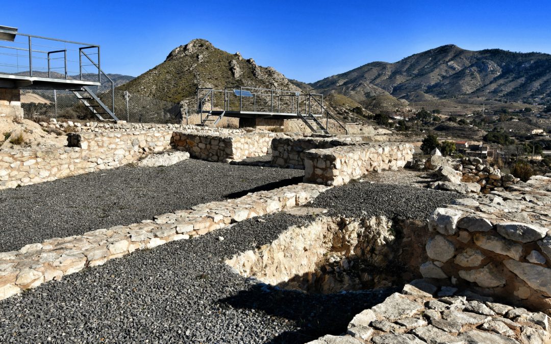 Nuevas visitas al yacimiento arqueológico de El Monastil
